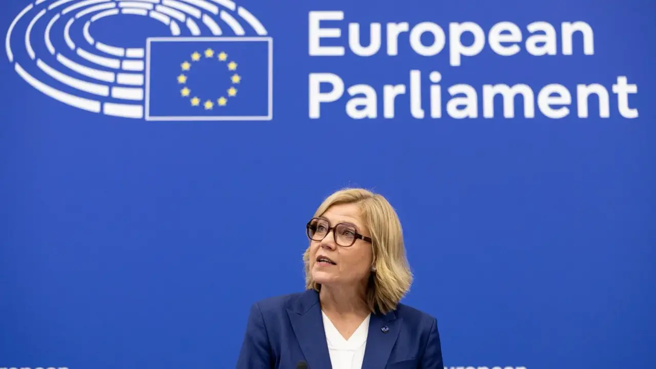 Henna Virkkunen speaking at the European Parliament