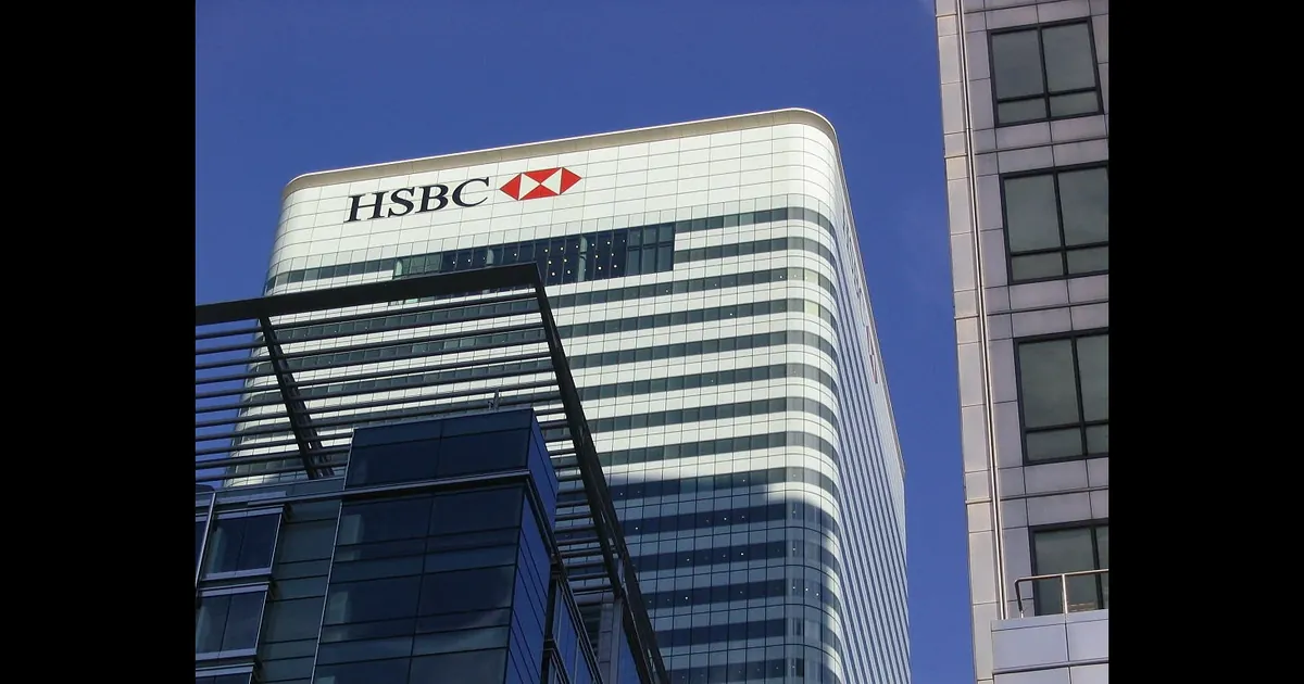HSBC's Canary Wharf headquarters, one of the bank's global hubs, at dusk