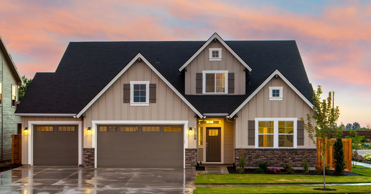 A suburban house exterior, the kind of property imagery VeroVALUE Elite analyzes