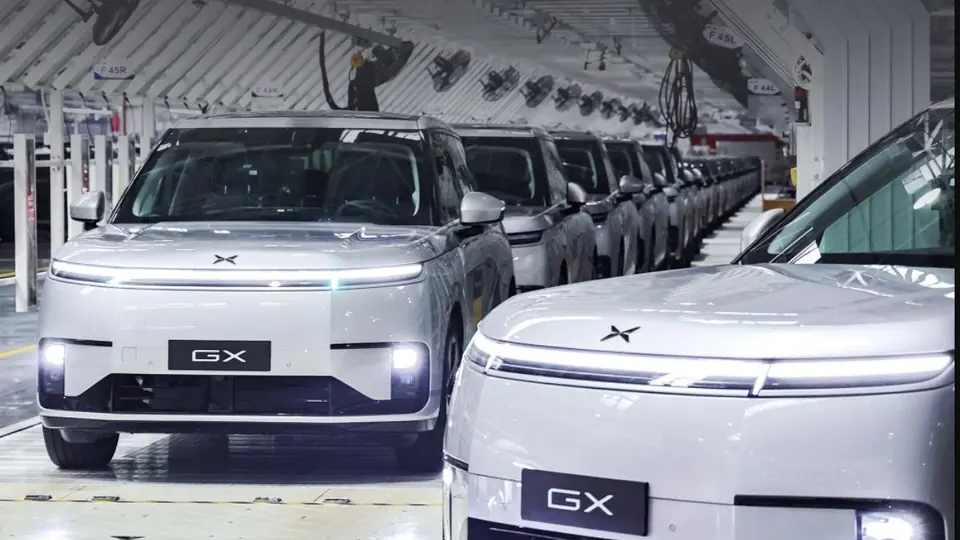 XPeng GX robotaxis on the production line.